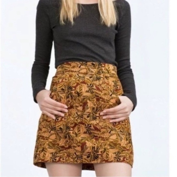 Zara Dresses & Skirts - Zara Skirts Zara Corduroy Botanical Printed Mini Skirt- size XS